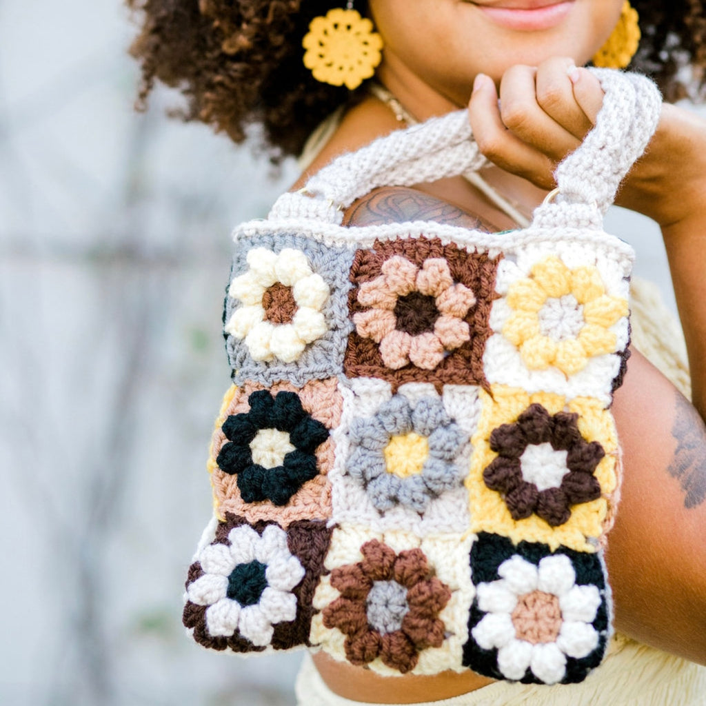 Chocolate Custard Bouquet Flower Crochet Handbag