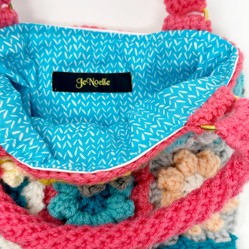 Peaches Bouquet Crochet Flower Handbag